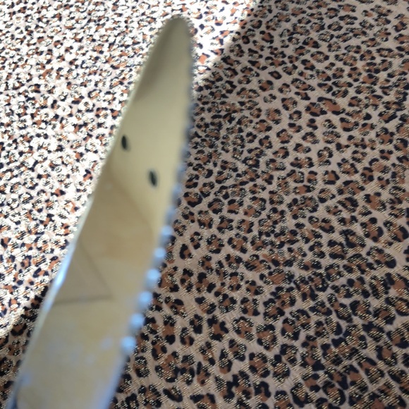 4 butter/dinner aerated knives - Picture 6 of 6